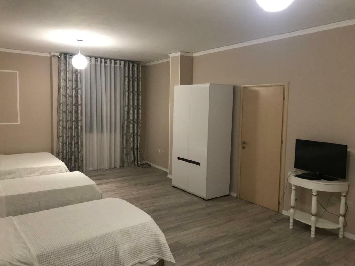 Sun Tower-Center Of Tirana Apartment Luaran gambar